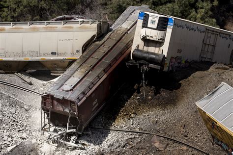 Hard cleanup: Montana train derailment spills beer and clay
